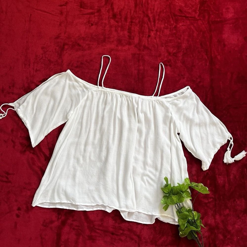 Pull and Bear Boho Blouse Sz‎ EUR M relaxed Summer Casual Knit OffShoulder